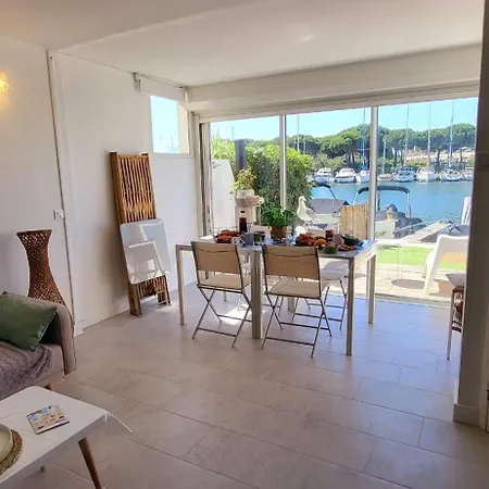 Marina Blue Belle Vue Sur Les Bateaux Terrasse Et Jardin *