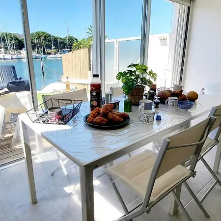 Marina Blue Belle Vue Sur Les Bateaux Terrasse Et Jardin